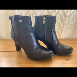 TORY BURCH Milan 85mm Equestrian Black Bootie
